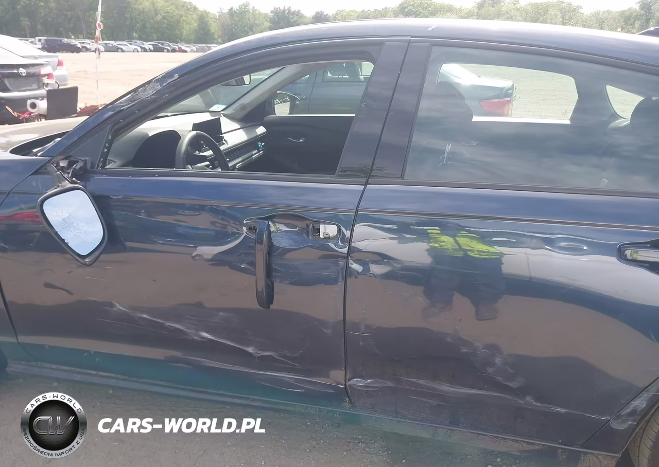 2025 Honda Accord Se VIN:1HGCY1F45SA008227 - 15