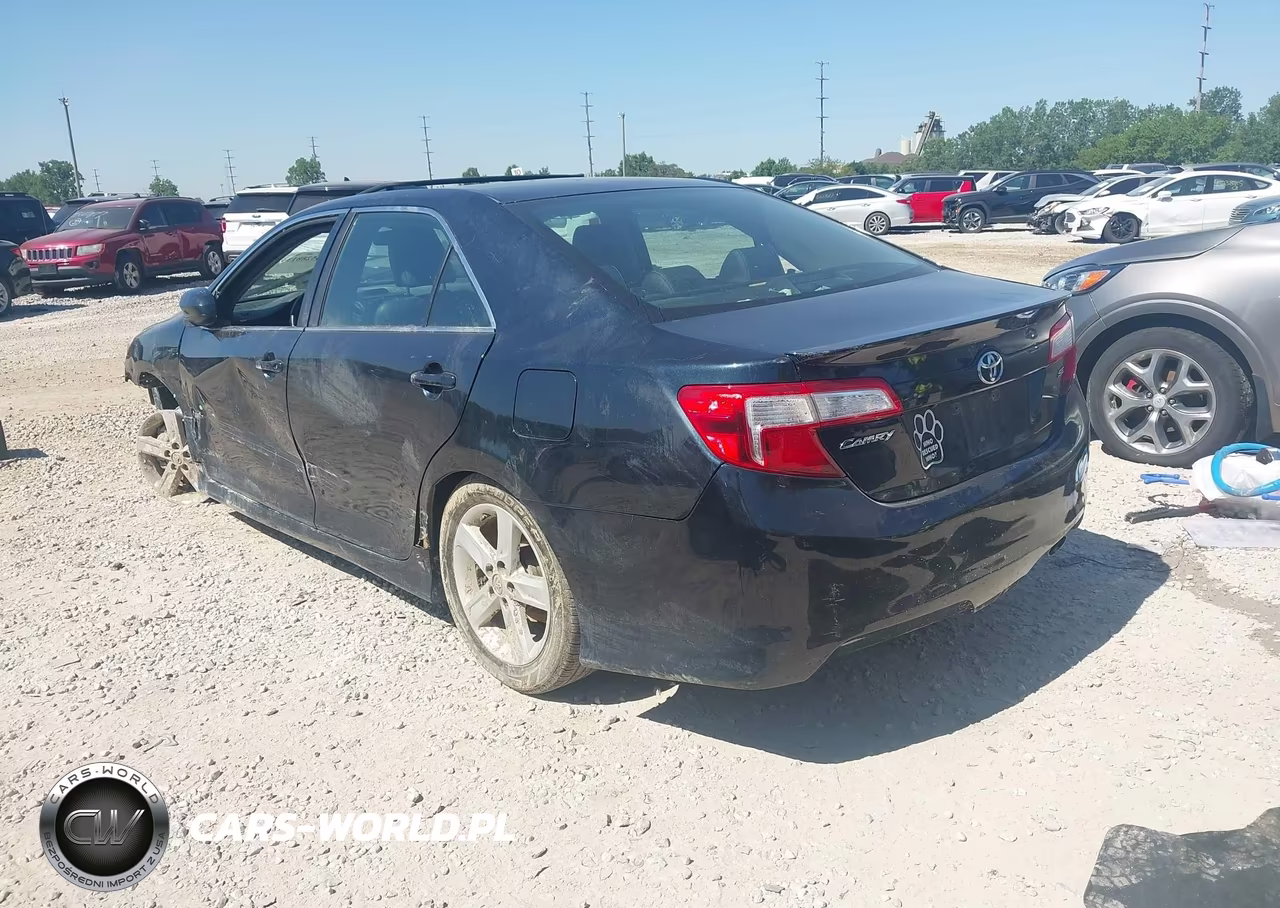 2014 Toyota Camry Se VIN:4T1BF1FK8EU437178 - 3