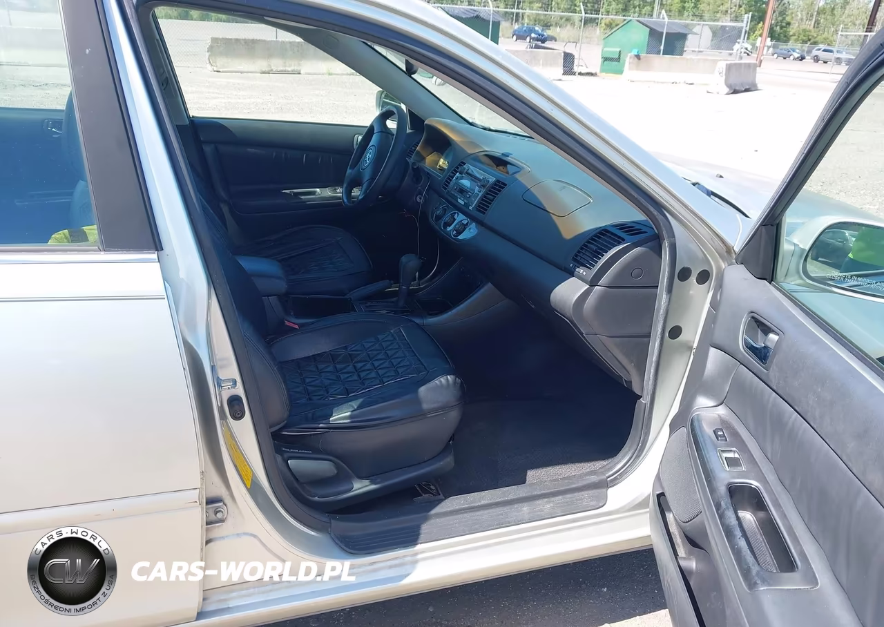 2002 Toyota Camry Se V6 VIN:JTDBF30K220082682 - 5