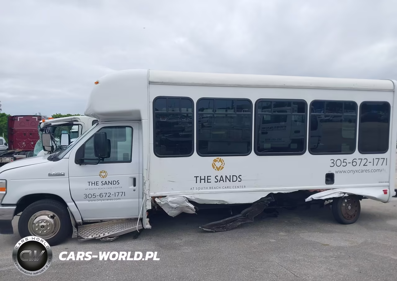 2025 Ford E-450 Cutaway VIN:1FDFE4FN2SDD04993 - 11