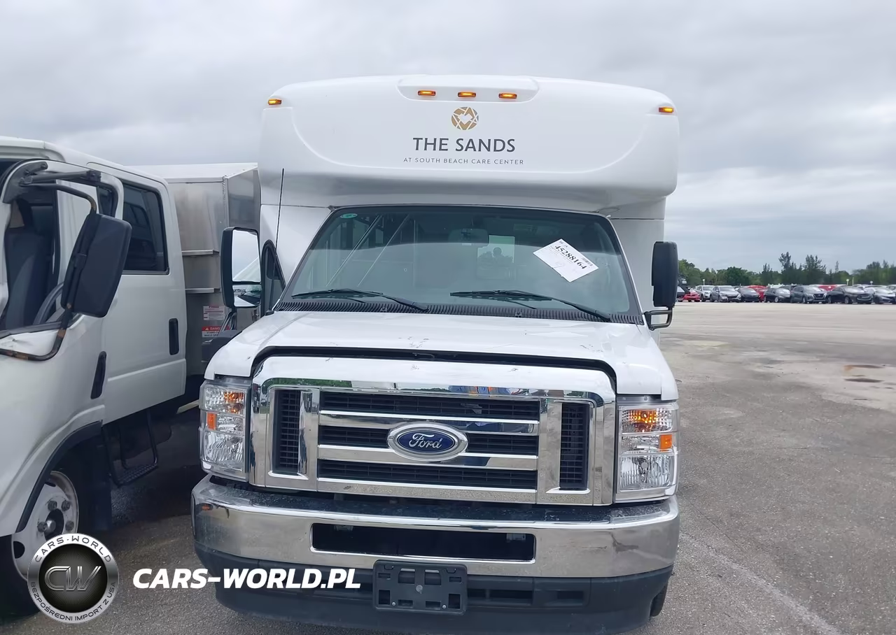 2025 Ford E-450 Cutaway VIN:1FDFE4FN2SDD04993 - 12