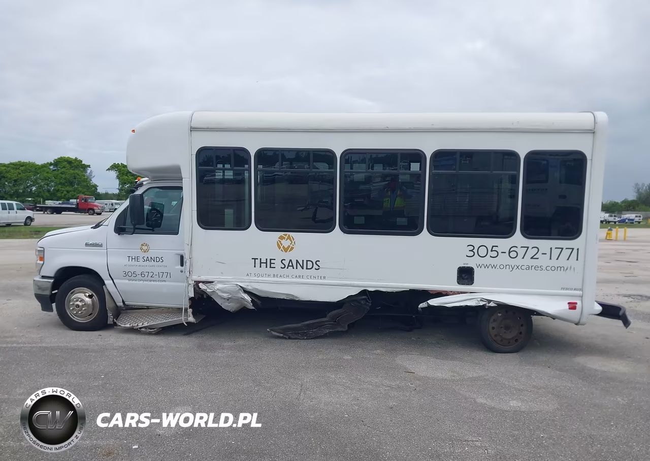 2025 Ford E-450 Cutaway VIN:1FDFE4FN2SDD04993 - 14