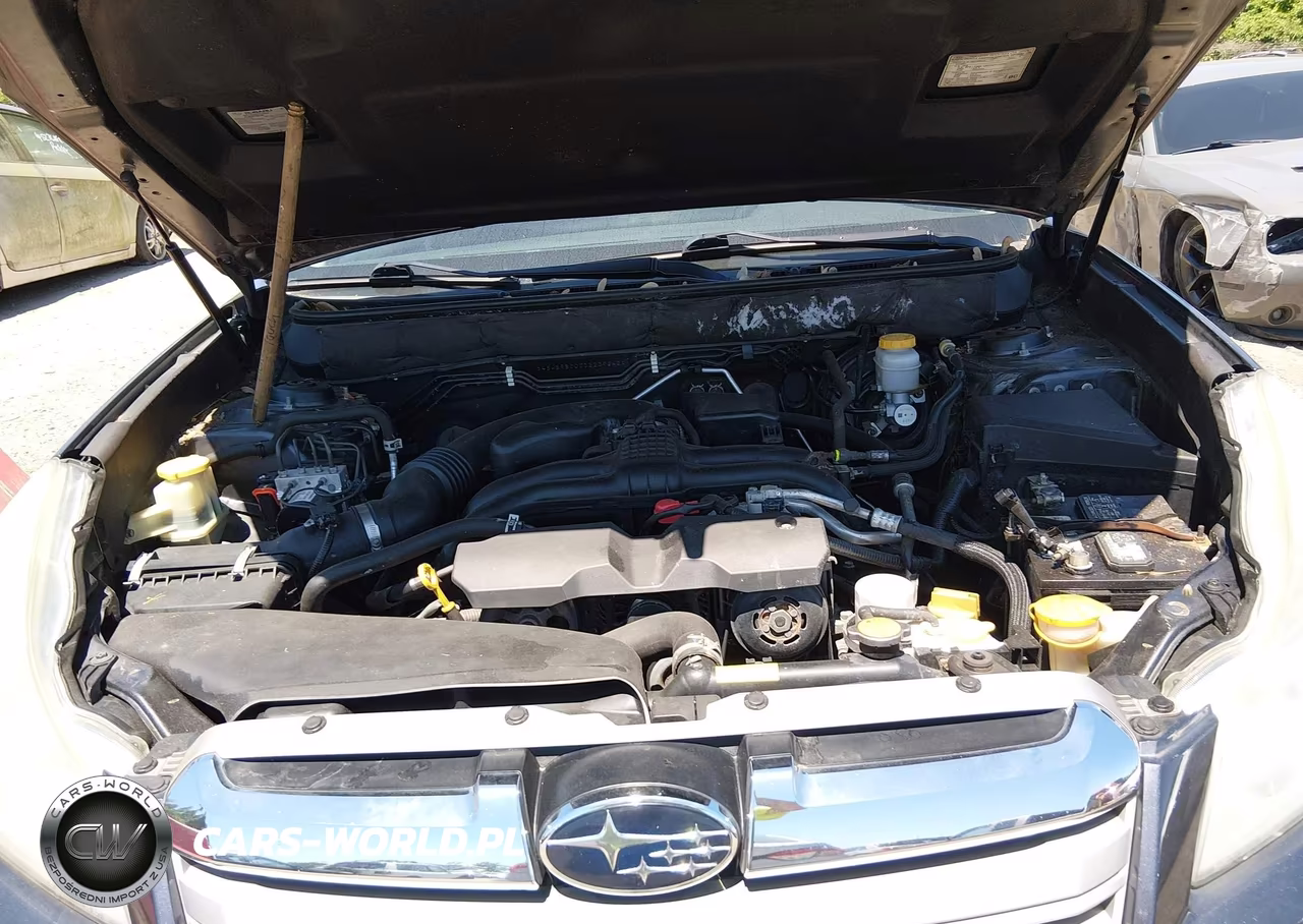 2013 Subaru Outback 2.5I Premium VIN:4S4BRBCC0D3239242 - 10