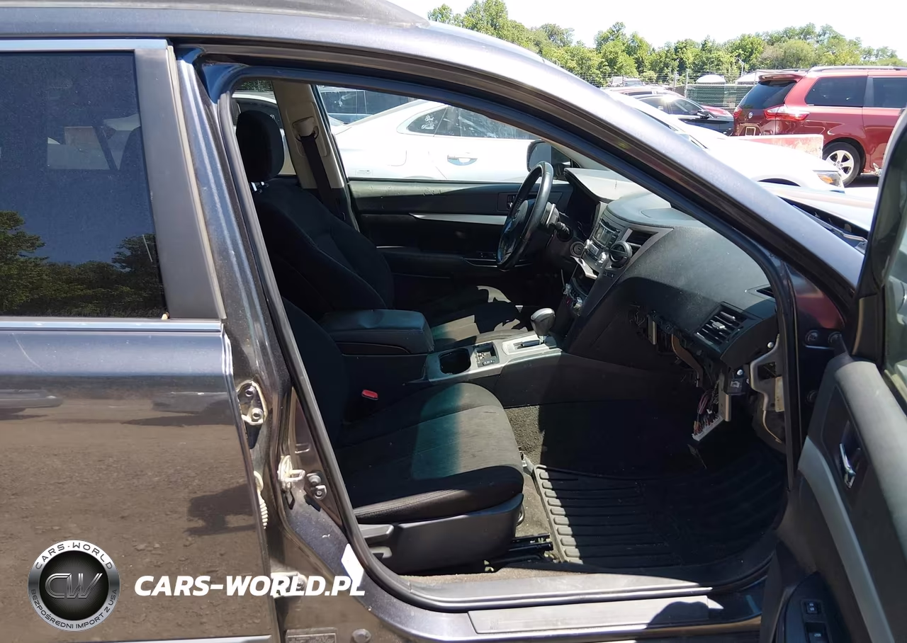 2013 Subaru Outback 2.5I Premium VIN:4S4BRBCC0D3239242 - 5