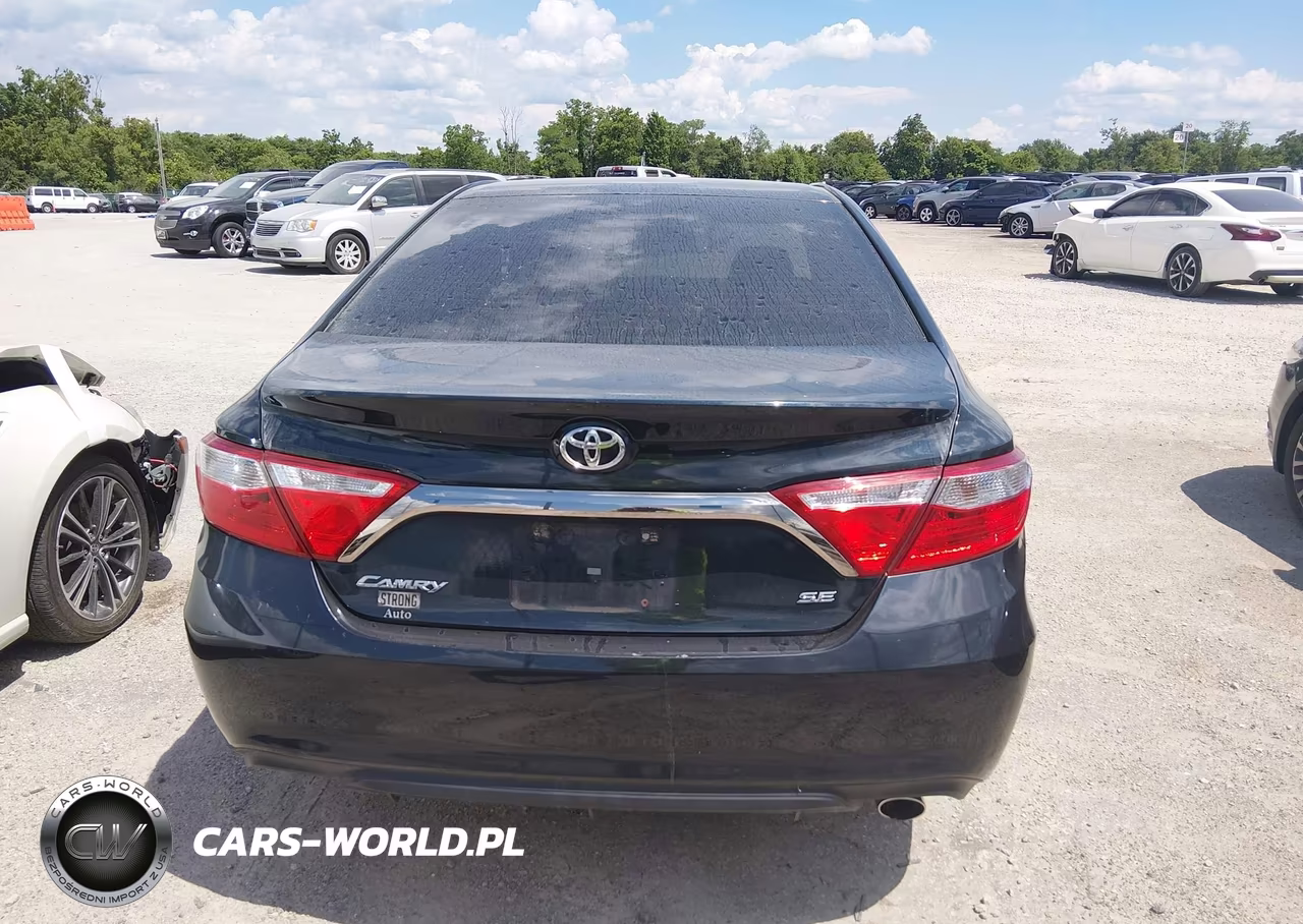 2016 Toyota Camry Se VIN:4T1BF1FK5GU212381 - 17