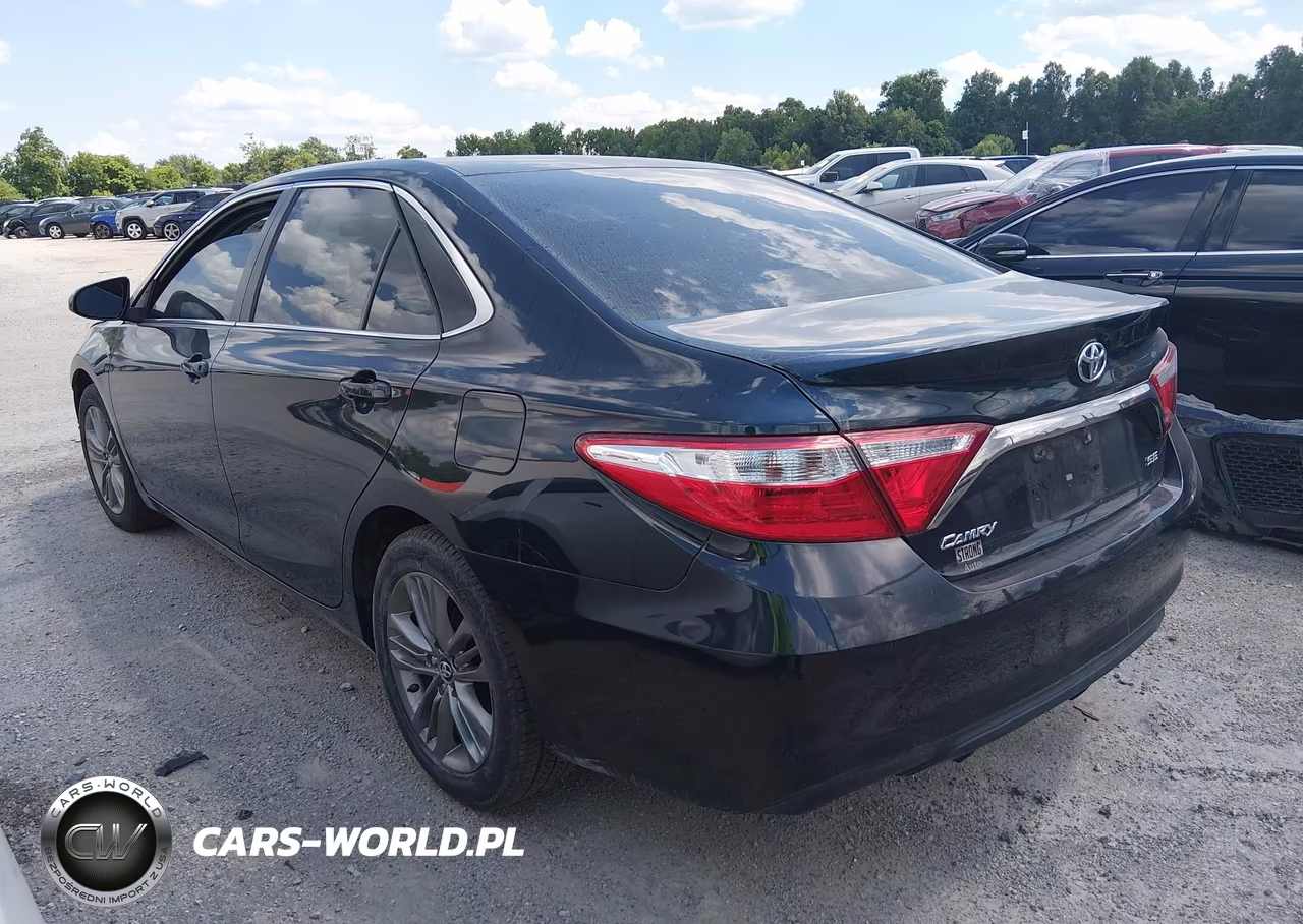 2016 Toyota Camry Se VIN:4T1BF1FK5GU212381 - 3