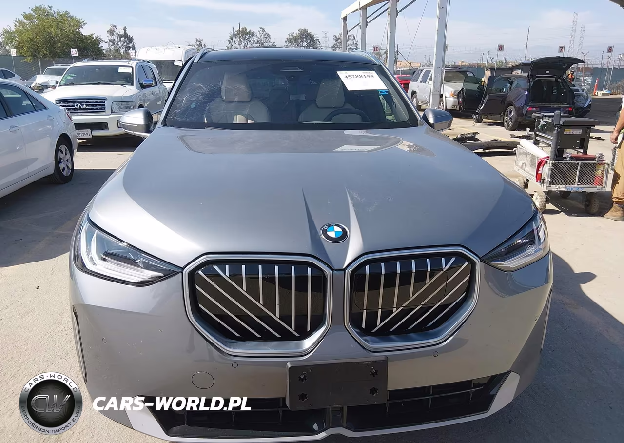 2025 BMW X3 30 xDrive VIN:5UX53GP08S9034518 - 12