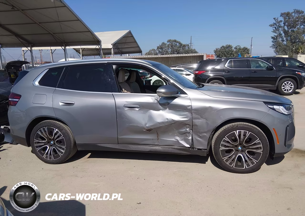 2025 BMW X3 30 xDrive VIN:5UX53GP08S9034518 - 13
