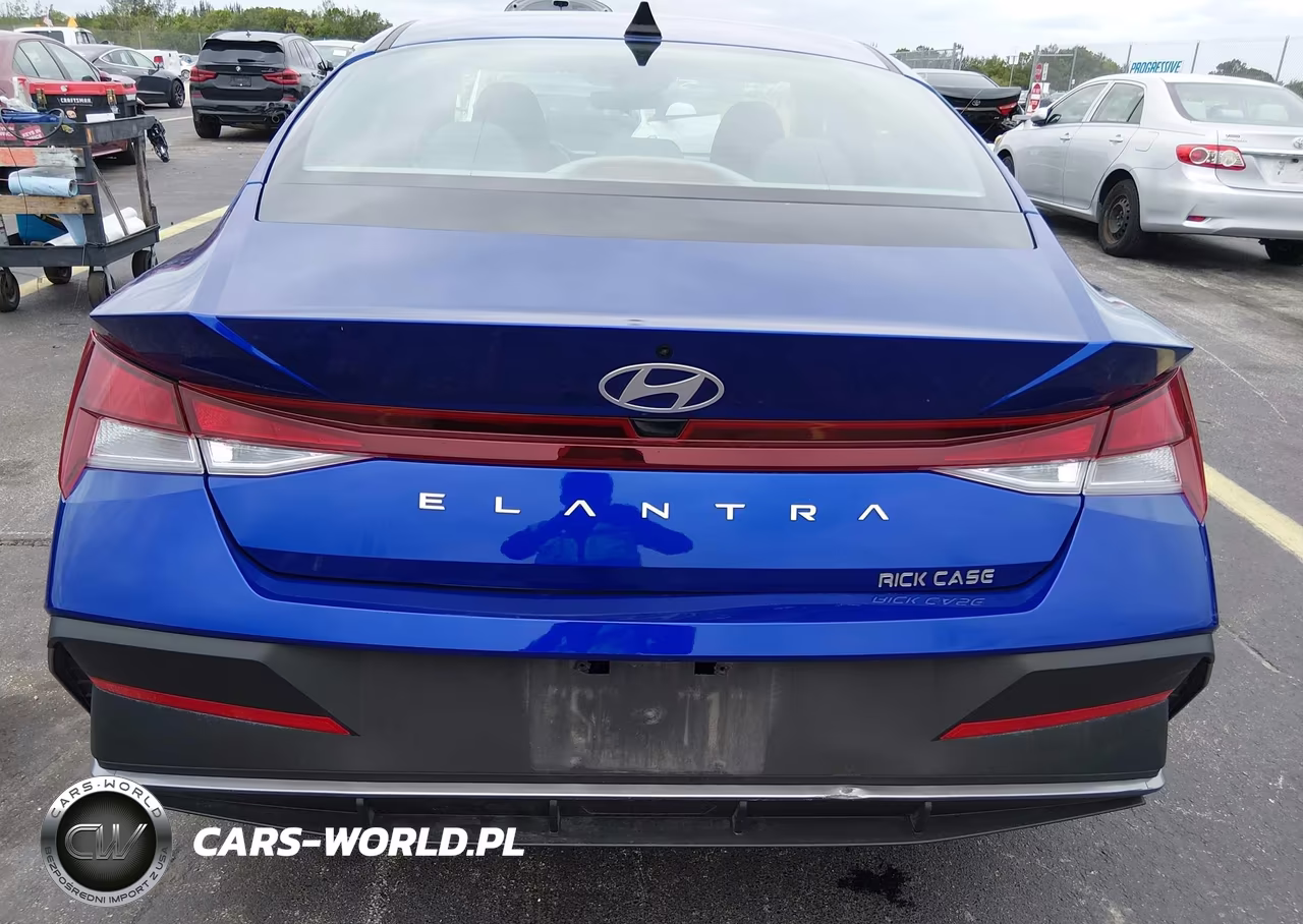2025 Hyundai Elantra Se VIN:KMHLL4DG1SU052974 - 17