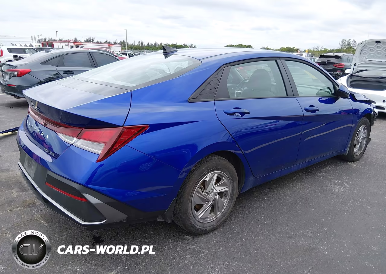 2025 Hyundai Elantra Se VIN:KMHLL4DG1SU052974 - 4