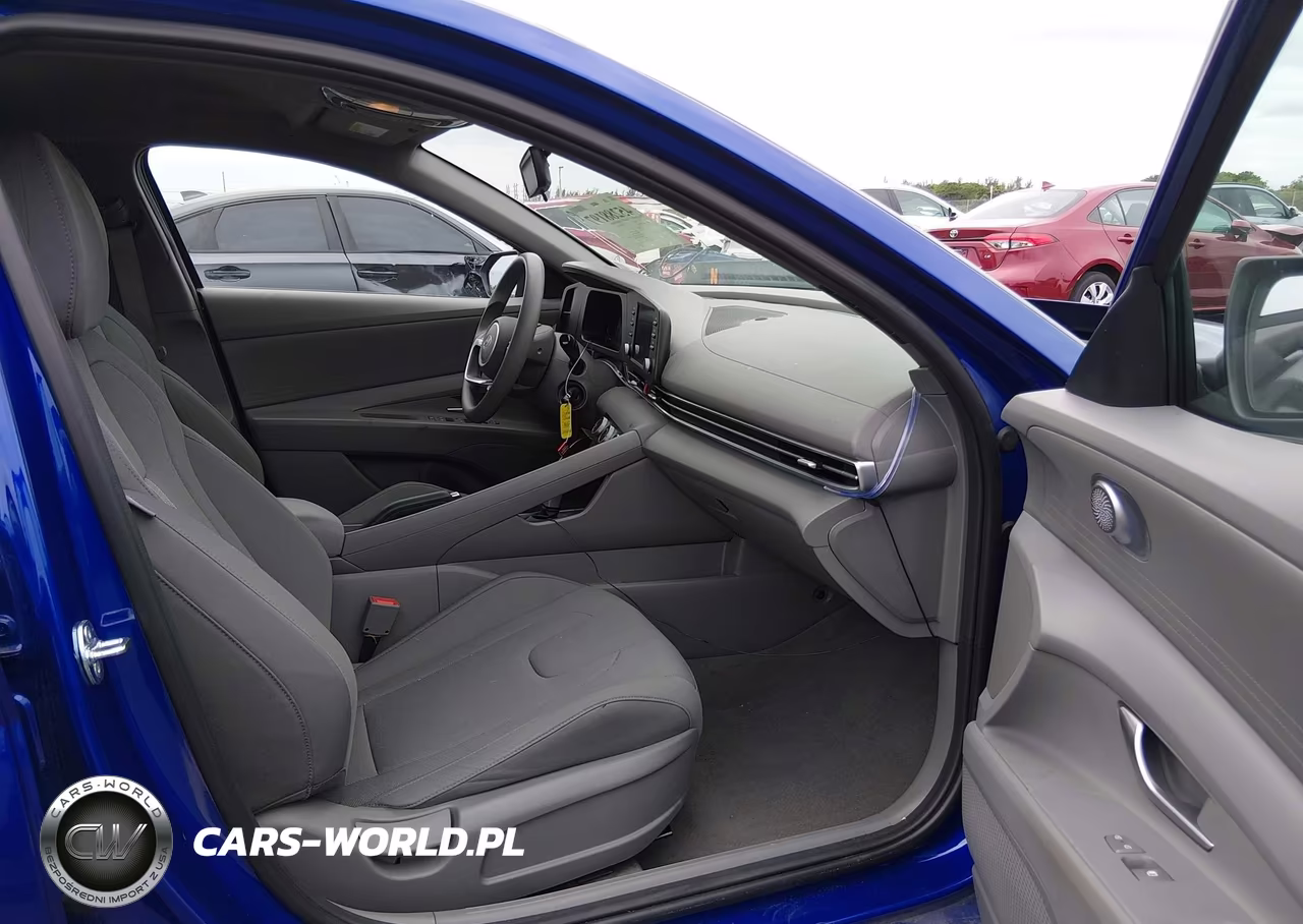 2025 Hyundai Elantra Se VIN:KMHLL4DG1SU052974 - 5