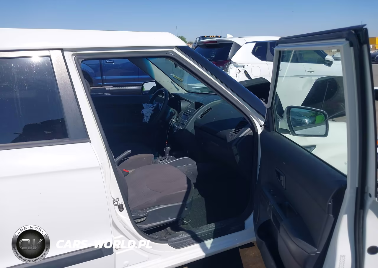 2012 Kia Soul VIN:KNDJT2A50C7450387 - 5