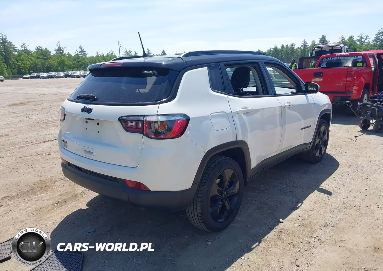2020 Jeep Compass Altitude 4X4 VIN:3C4NJDBB7LT127893 - 4