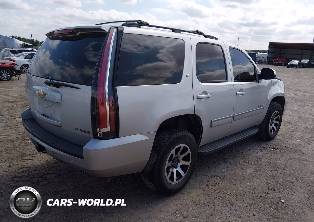 2010 Chevrolet Tahoe Lt VIN:1GNUKBE03AR274989 - 4