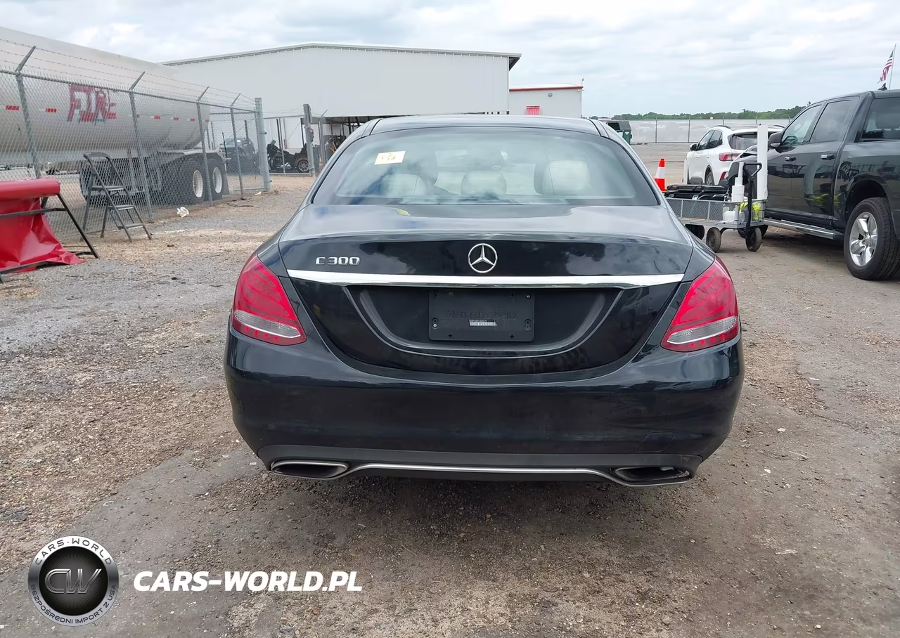 2015 Mercedes-Benz C 300 VIN:55SWF4JB2FU045675 - 16
