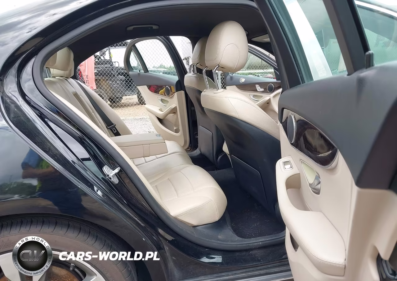 2015 Mercedes-Benz C 300 VIN:55SWF4JB2FU045675 - 8