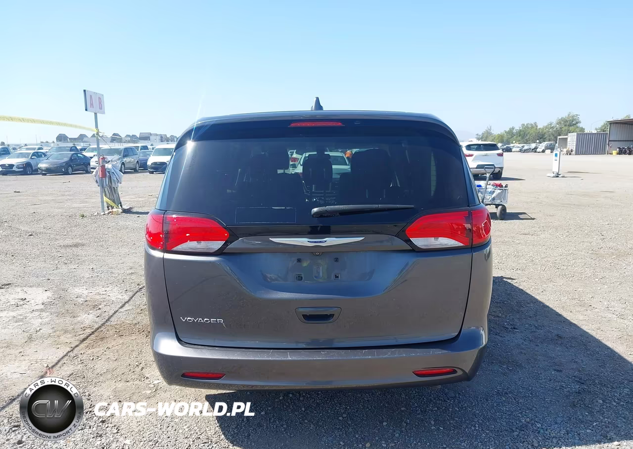 2020 Chrysler Voyager Lx VIN:2C4RC1CG4LR205134 - 18