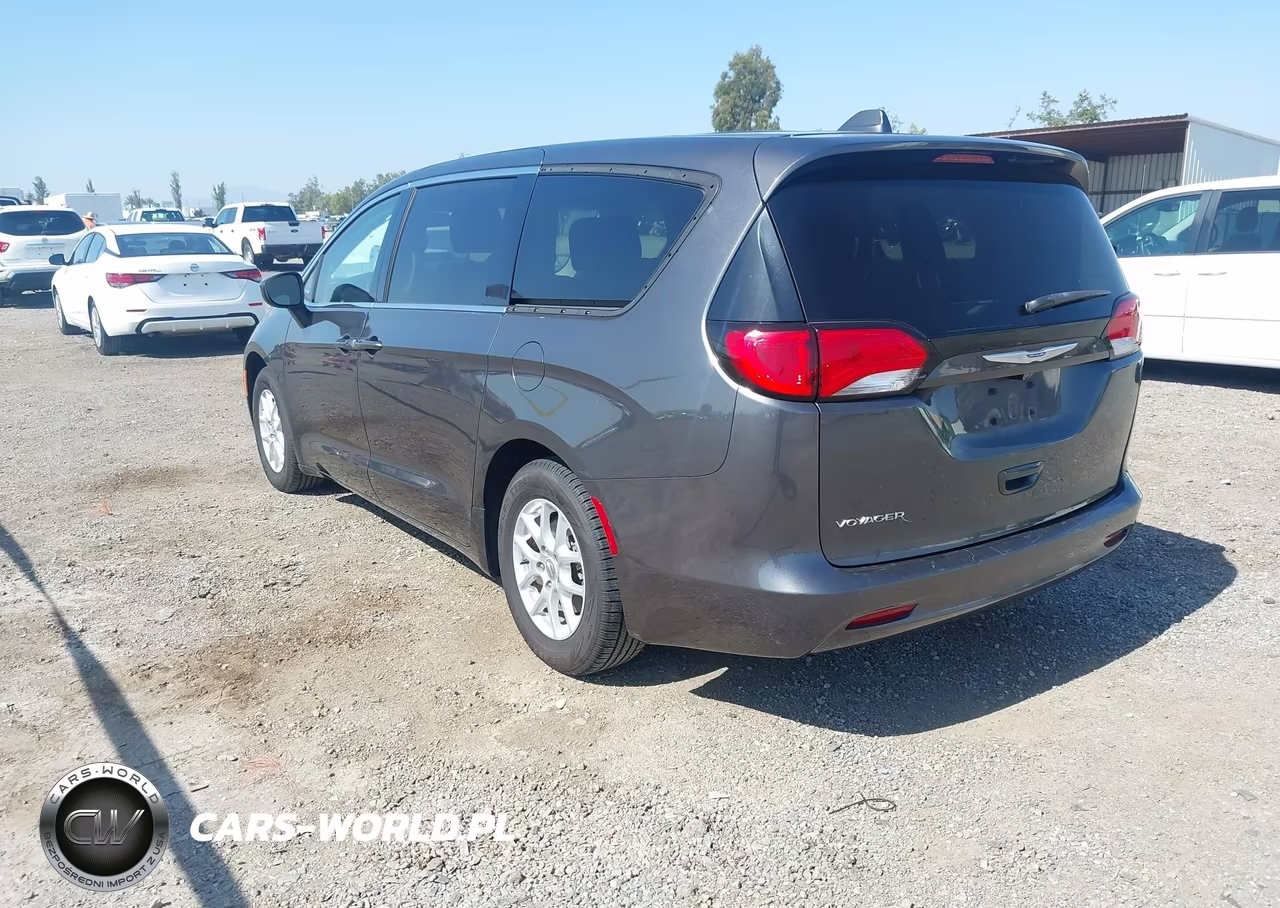 2020 Chrysler Voyager Lx VIN:2C4RC1CG4LR205134 - 3