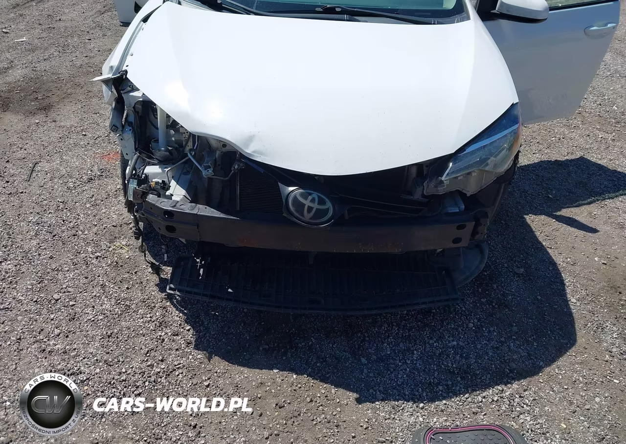 2019 Toyota Corolla Le VIN:5YFBURHE3KP875485 - 6