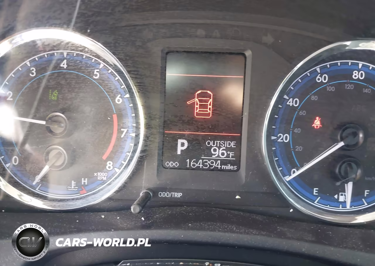 2018 Toyota Corolla Le VIN:5YFBURHE9JP835796 - 7