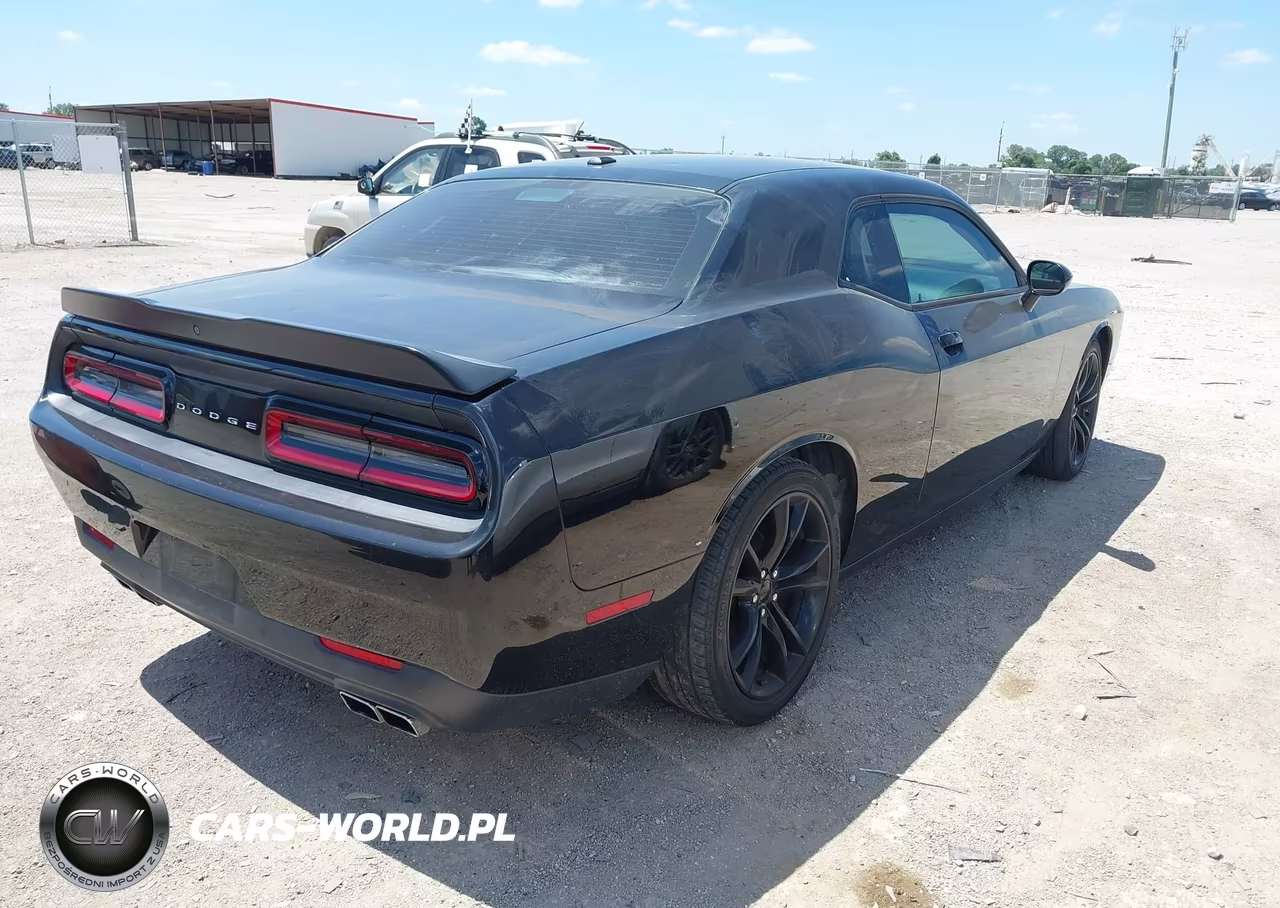 2016 Dodge Challenger R-T VIN:2C3CDZBT3GH177925 - 4