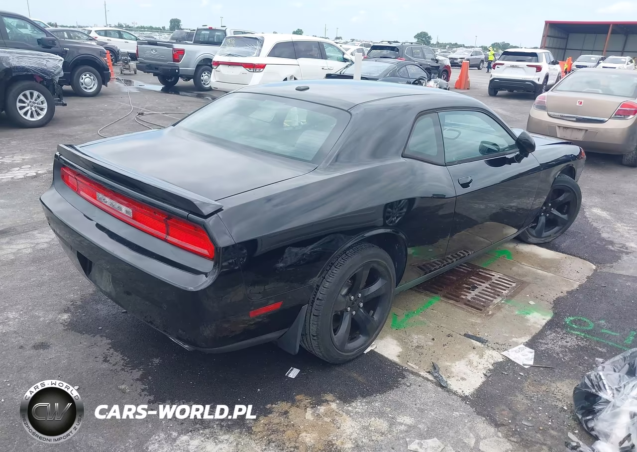 2014 Dodge Challenger Sxt VIN:2C3CDYAGXEH313706 - 4