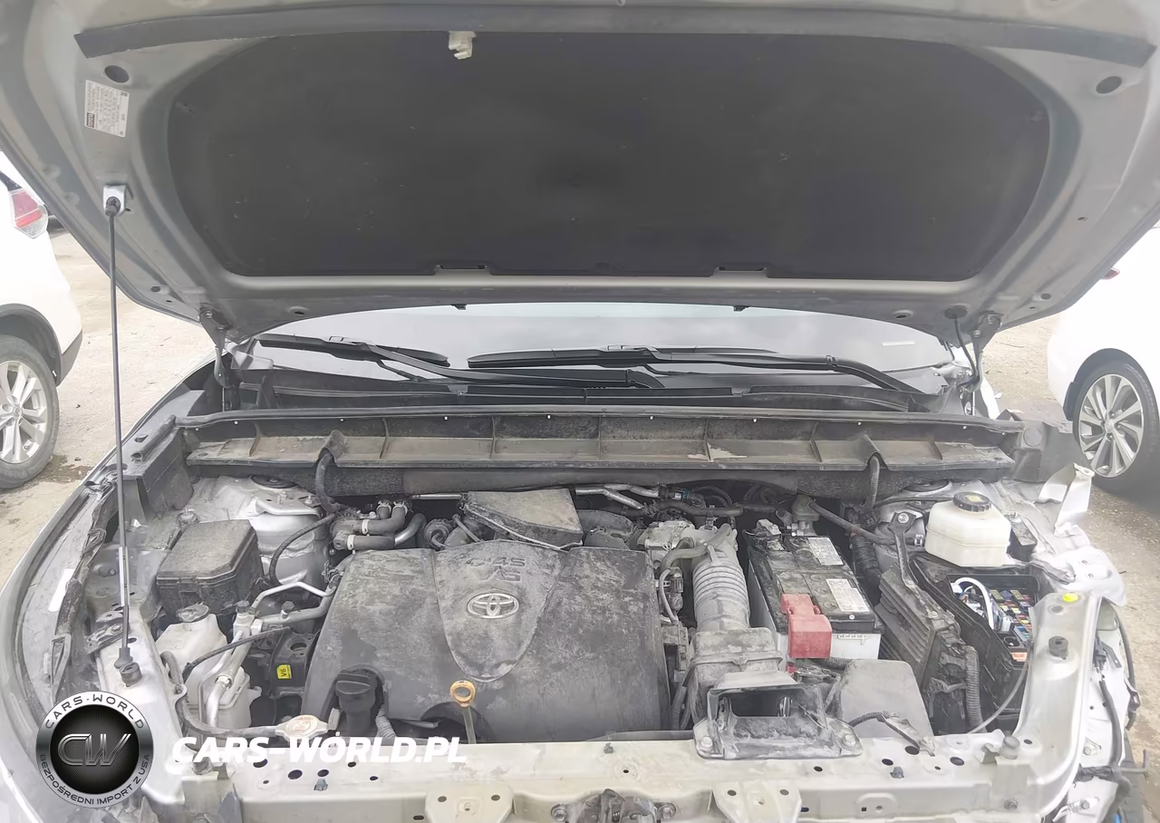 2022 Toyota Highlander Xle VIN:5TDHZRBH6NS247057 - 10