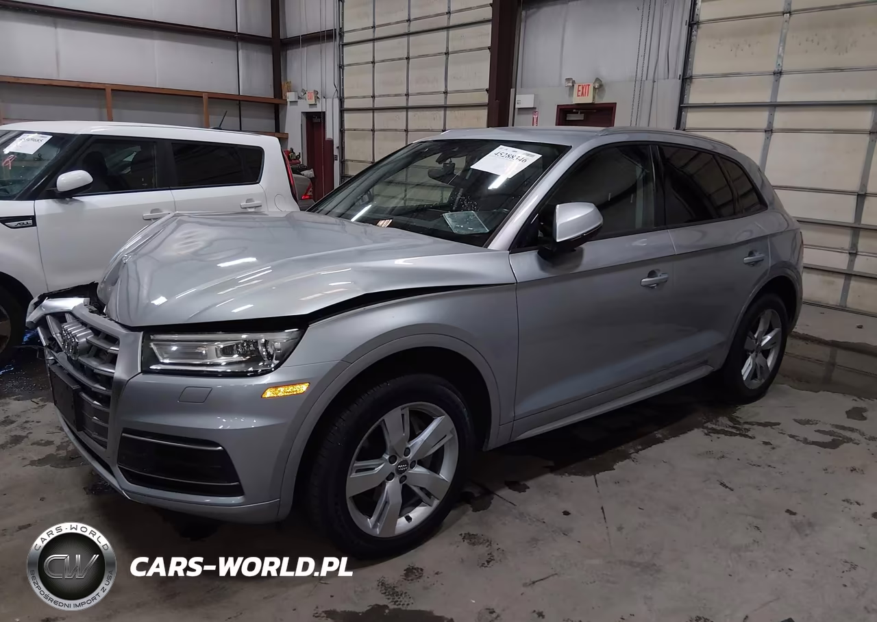 2018 Audi Q5 2.0T Premium-2.0T Tech Premium VIN:WA1ANAFY4J2199420 - 2