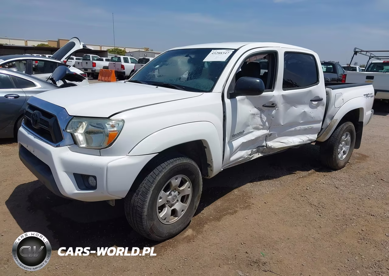 2015 Toyota Tacoma Base V6 VIN:3TMLU4EN5FM175637 - 2