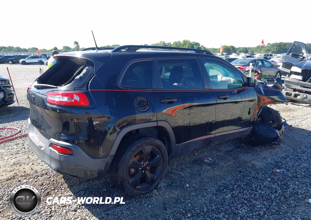 2017 Jeep Cherokee Altitude Fwd VIN:1C4PJLABXHW643719 - 4