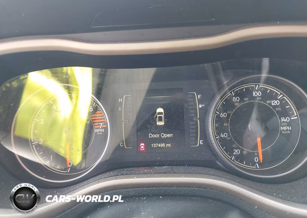 2017 Jeep Cherokee Altitude Fwd VIN:1C4PJLABXHW643719 - 7