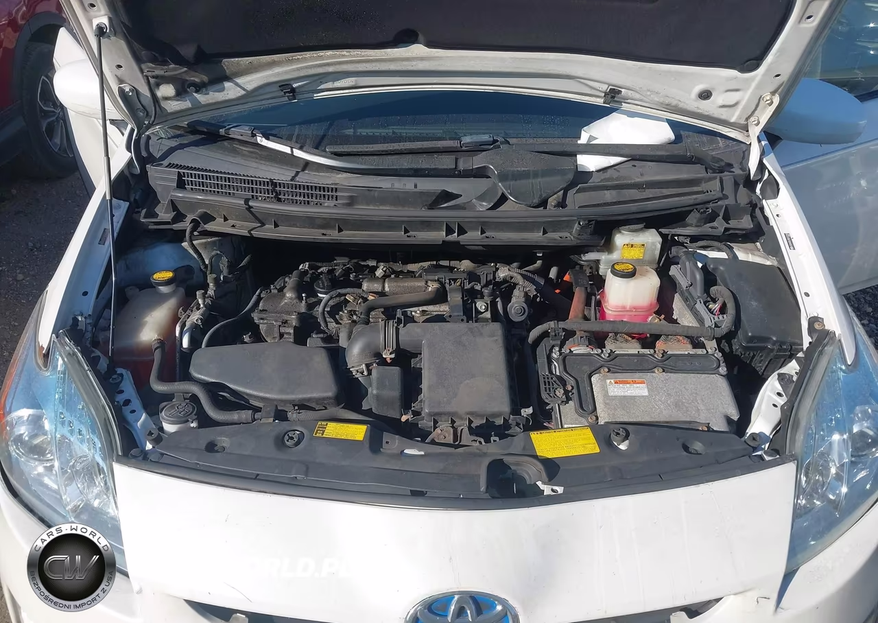2011 Toyota Prius Two VIN:JTDKN3DU7B0272301 - 10