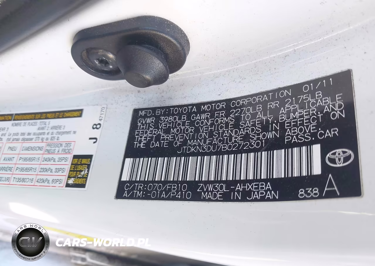 2011 Toyota Prius Two VIN:JTDKN3DU7B0272301 - 9