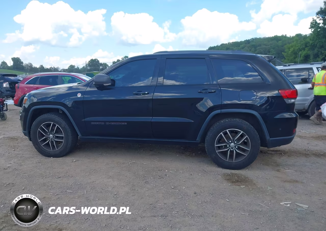 2017 Jeep Grand Cherokee Trailhawk 4X4 VIN:1C4RJFLG2HC623856 - 14