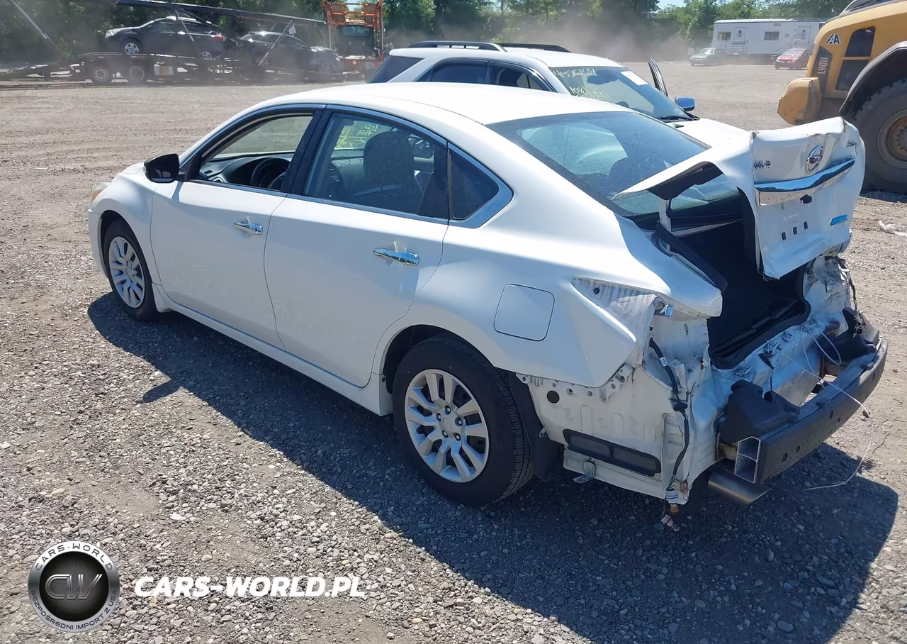 2014 Nissan Altima 2.5 S VIN:1N4AL3AP4EC101269 - 3