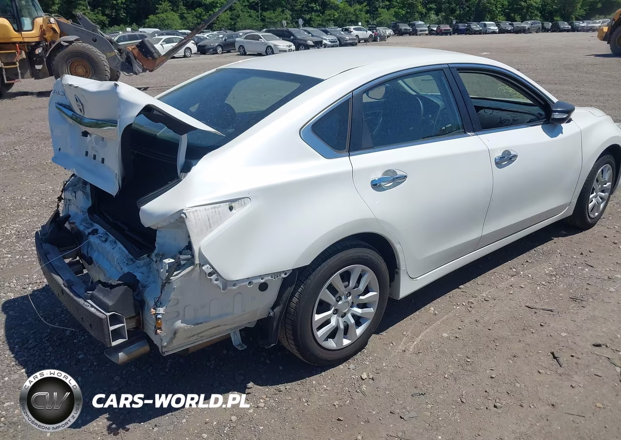 2014 Nissan Altima 2.5 S VIN:1N4AL3AP4EC101269 - 4