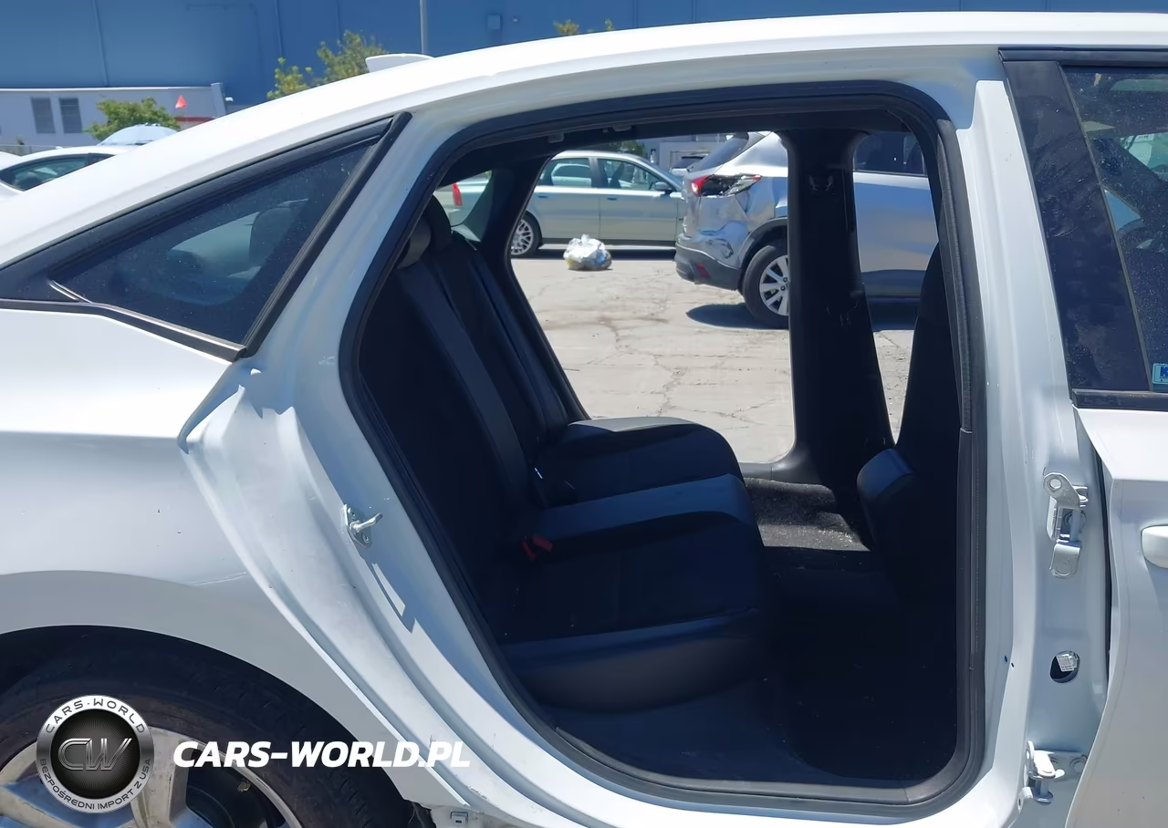 2022 Honda Civic Sport VIN:2HGFE2F51NH548345 - 8