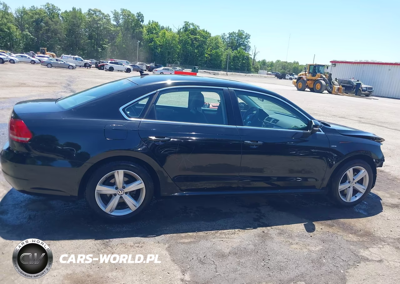 2015 Volkswagen Passat 1.8T Limited Edition VIN:1VWAT7A34FC115928 - 13