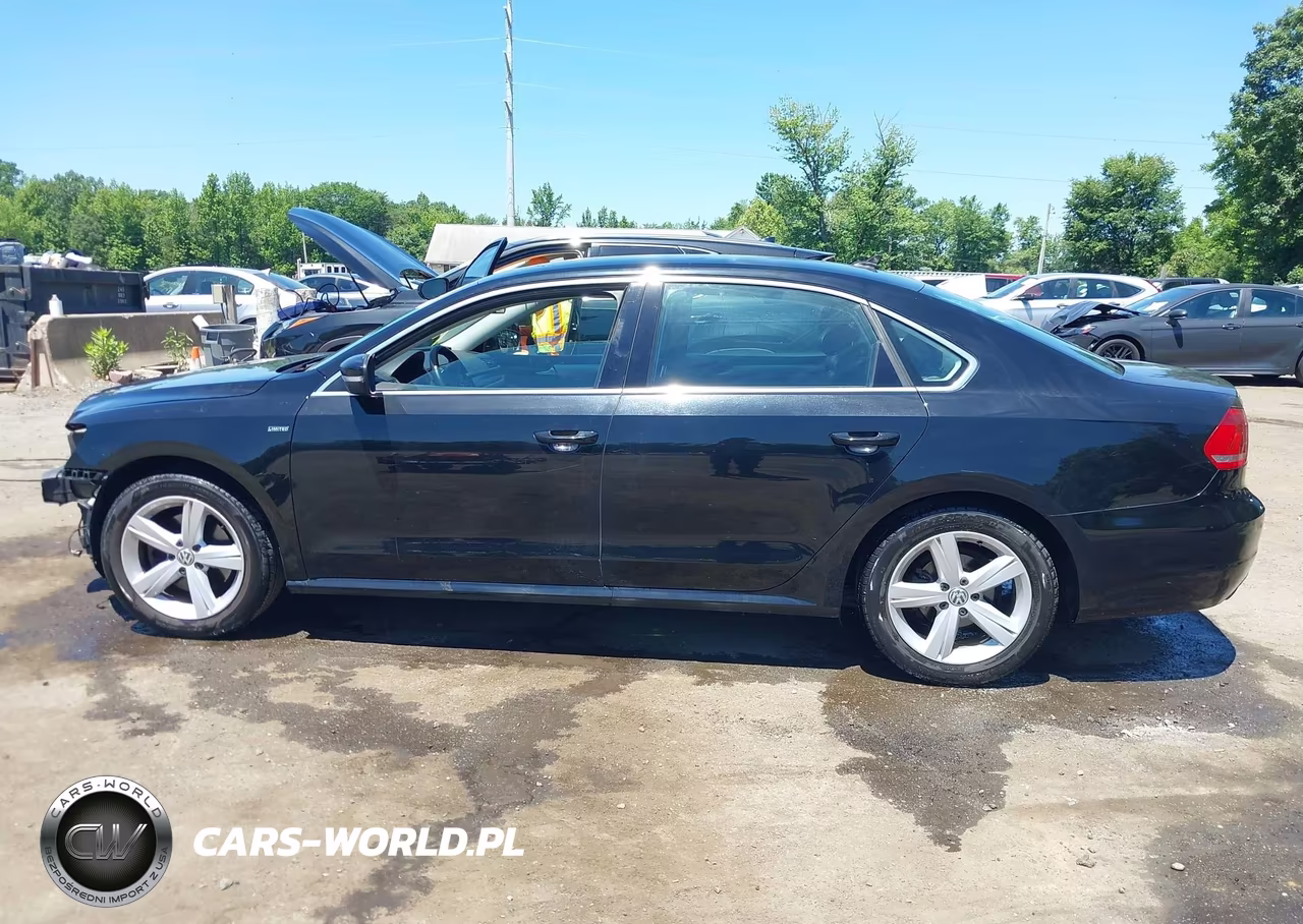 2015 Volkswagen Passat 1.8T Limited Edition VIN:1VWAT7A34FC115928 - 14