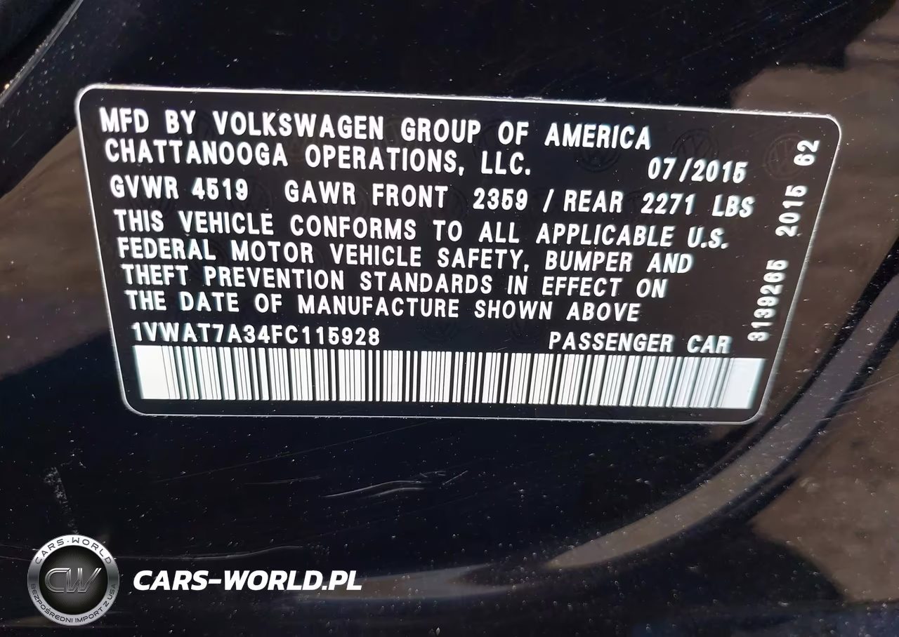 2015 Volkswagen Passat 1.8T Limited Edition VIN:1VWAT7A34FC115928 - 9