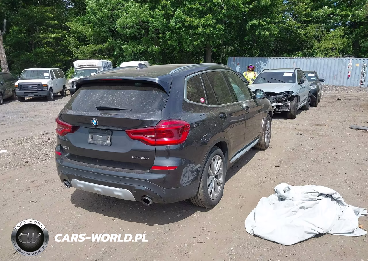 2019 BMW X3 xDrive30I VIN:5UXTR9C51KLE21047 - 4