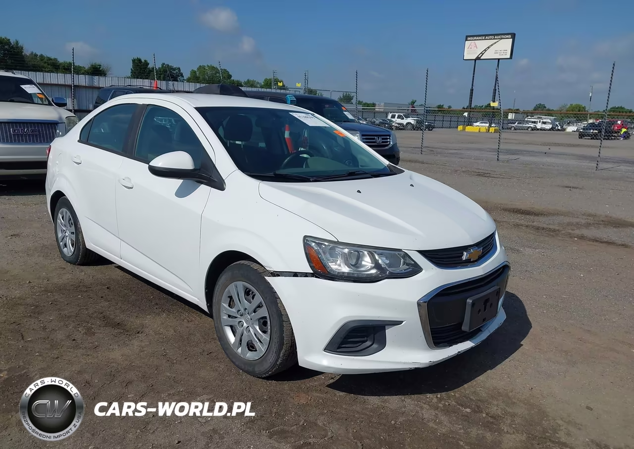 2017 Chevrolet Sonic Ls Auto – zdjęcie 1 z 12