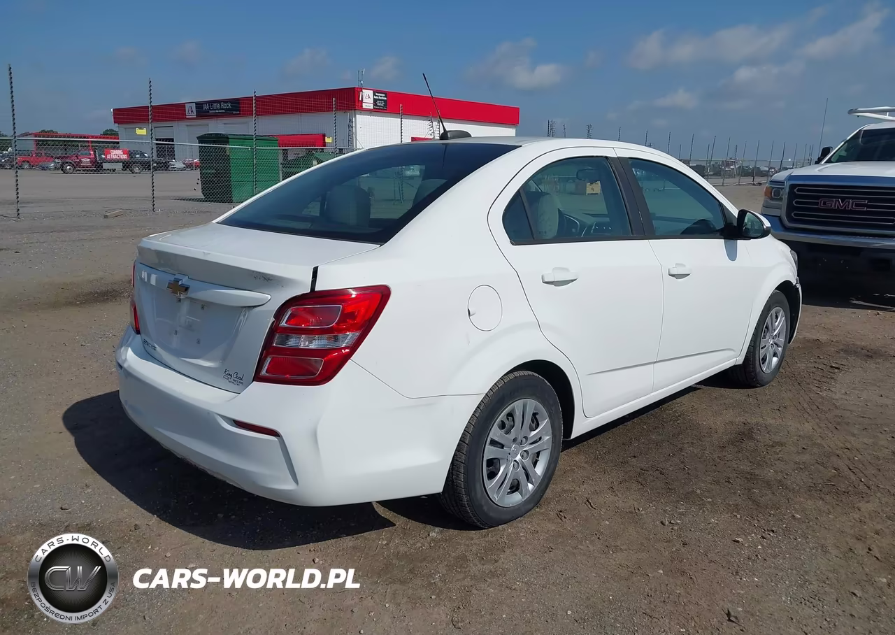 2017 Chevrolet Sonic Ls Auto VIN:1G1JB5SH5H4167403 - 4