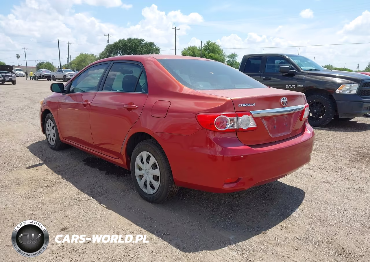 2011 Toyota Corolla Le VIN:JTDBU4EE7B9141364 - 3