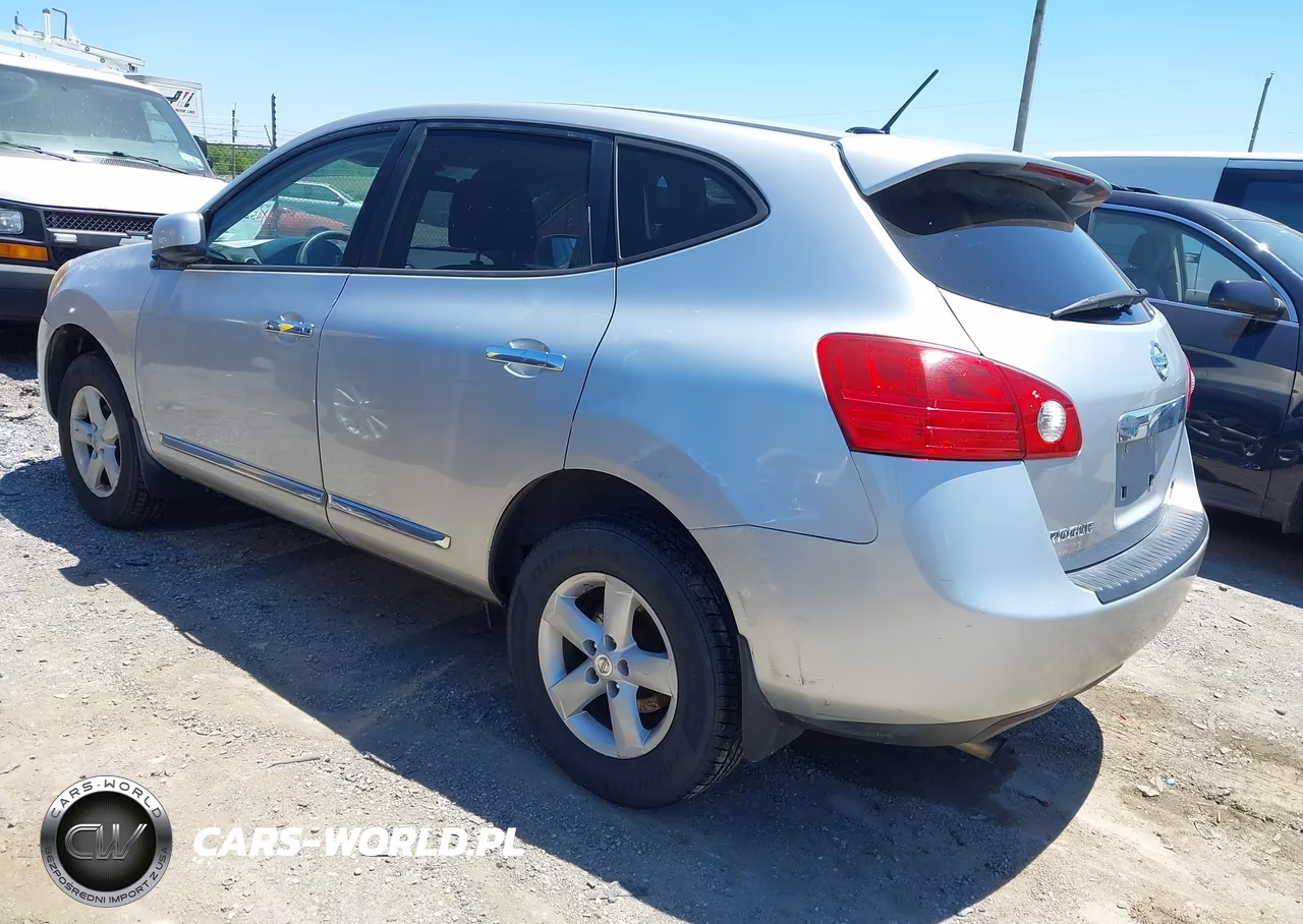 2013 Nissan Rogue S VIN:JN8AS5MV0DW654697 - 3