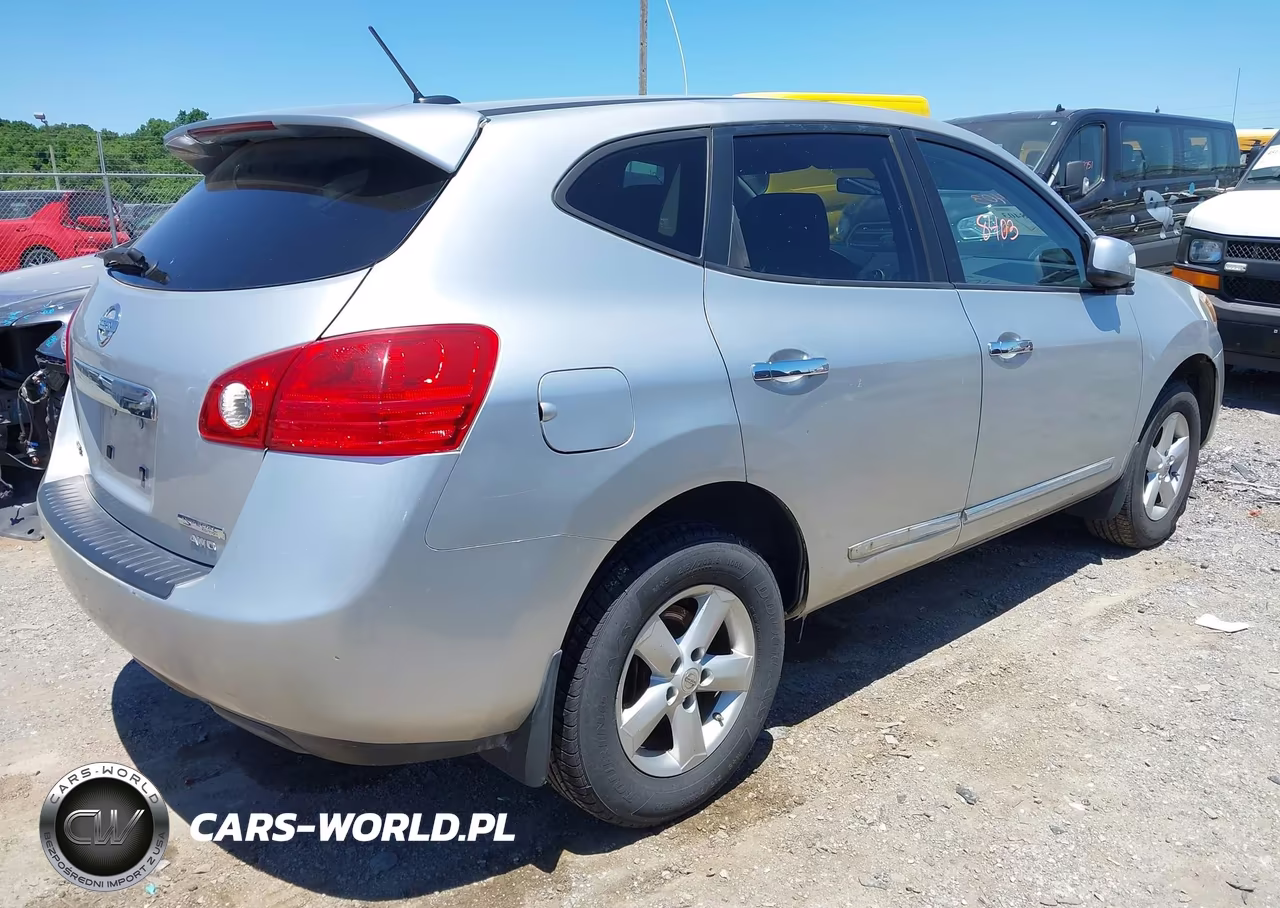 2013 Nissan Rogue S VIN:JN8AS5MV0DW654697 - 4