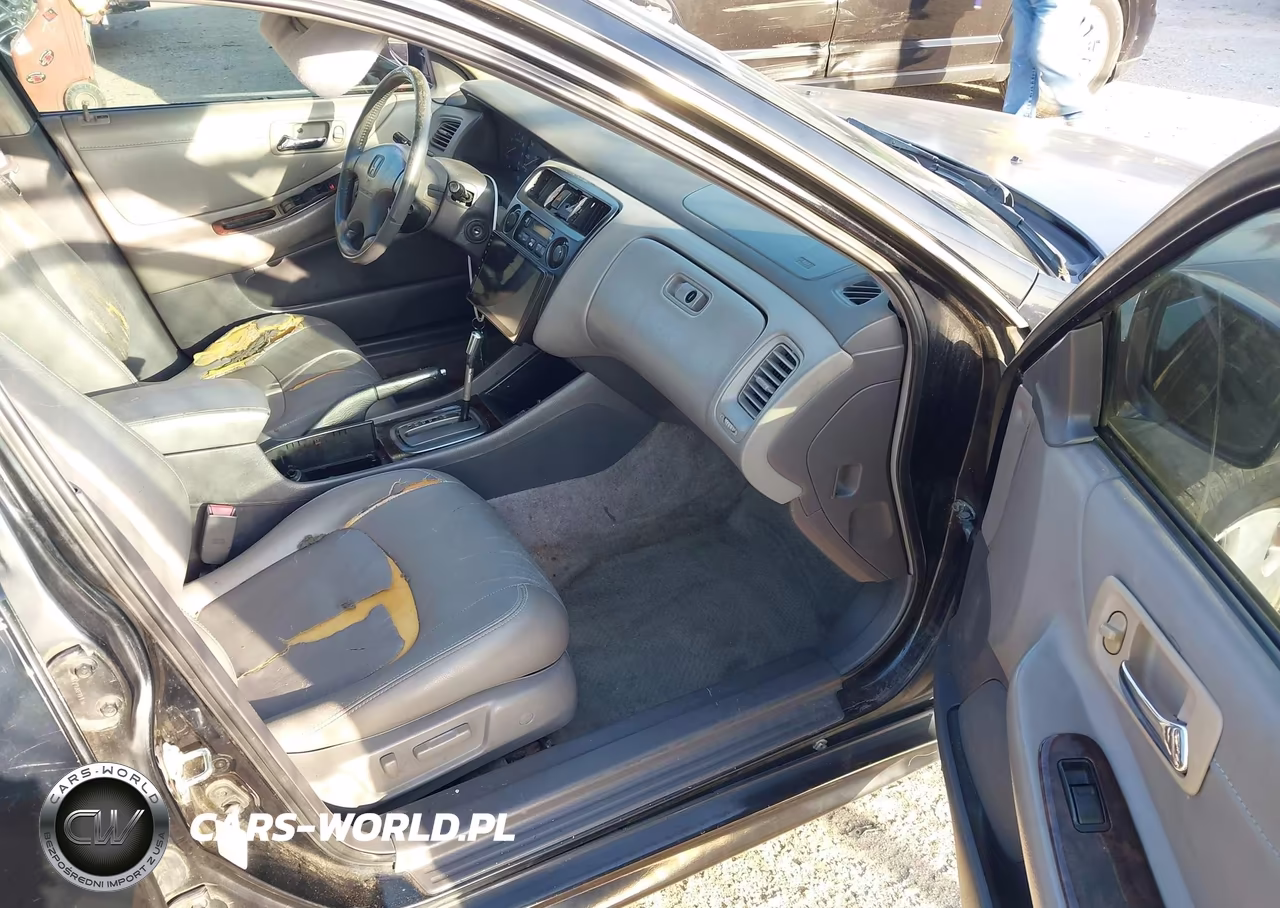 2001 Honda Accord 3.0 Ex VIN:1HGCG16541A079820 - 5