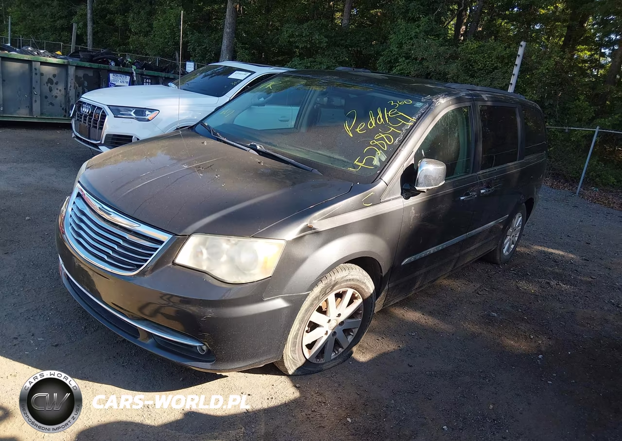 2011 Chrysler Town & Country Touring-L VIN:2A4RR8DG4BR713344 - 2