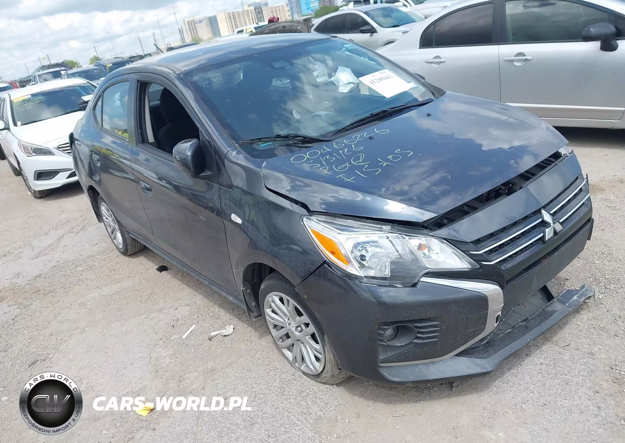 2024 Mitsubishi Mirage G4 Black Edition-Es-Le – zdjęcie 1 z 17