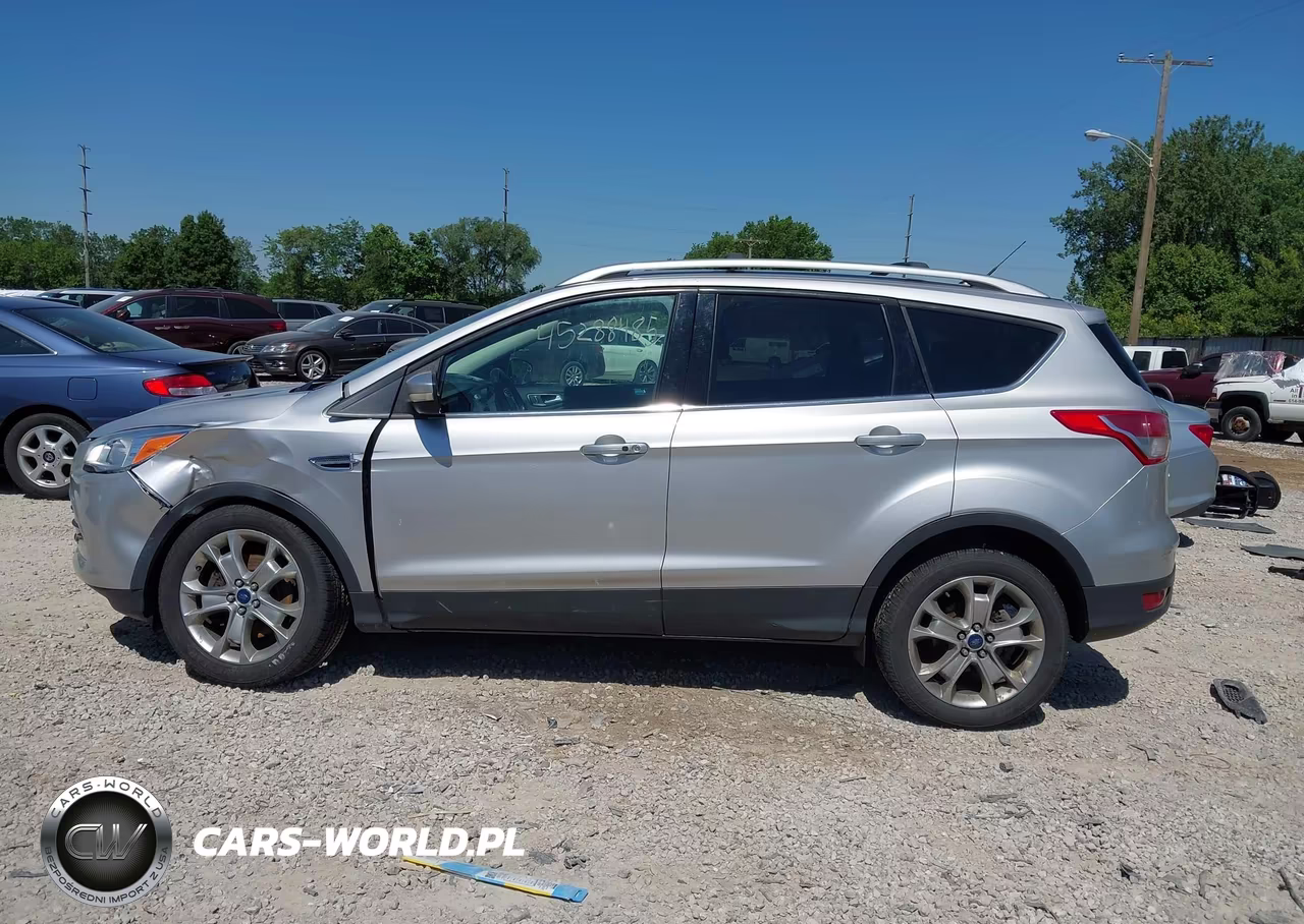 2015 Ford Escape Titanium VIN:1FMCU9J90FUA05523 - 14